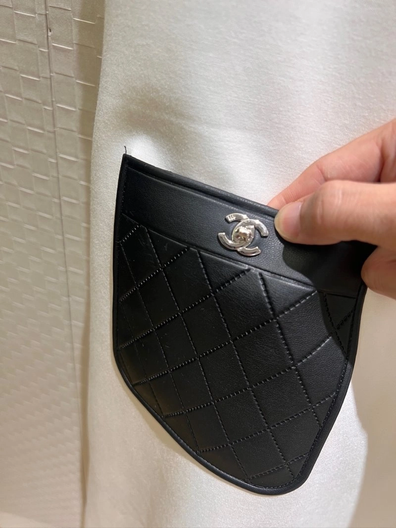 Refined Chanel Dress 109897