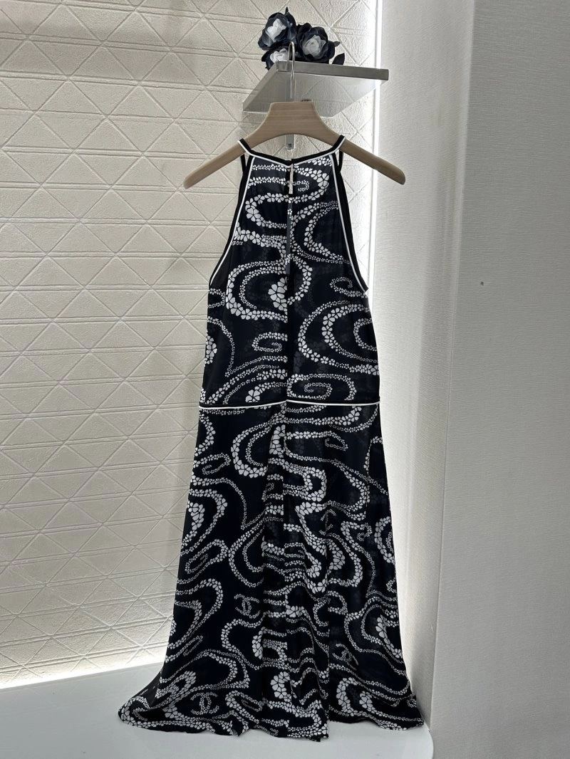 Sleek Chanel Dress 109509