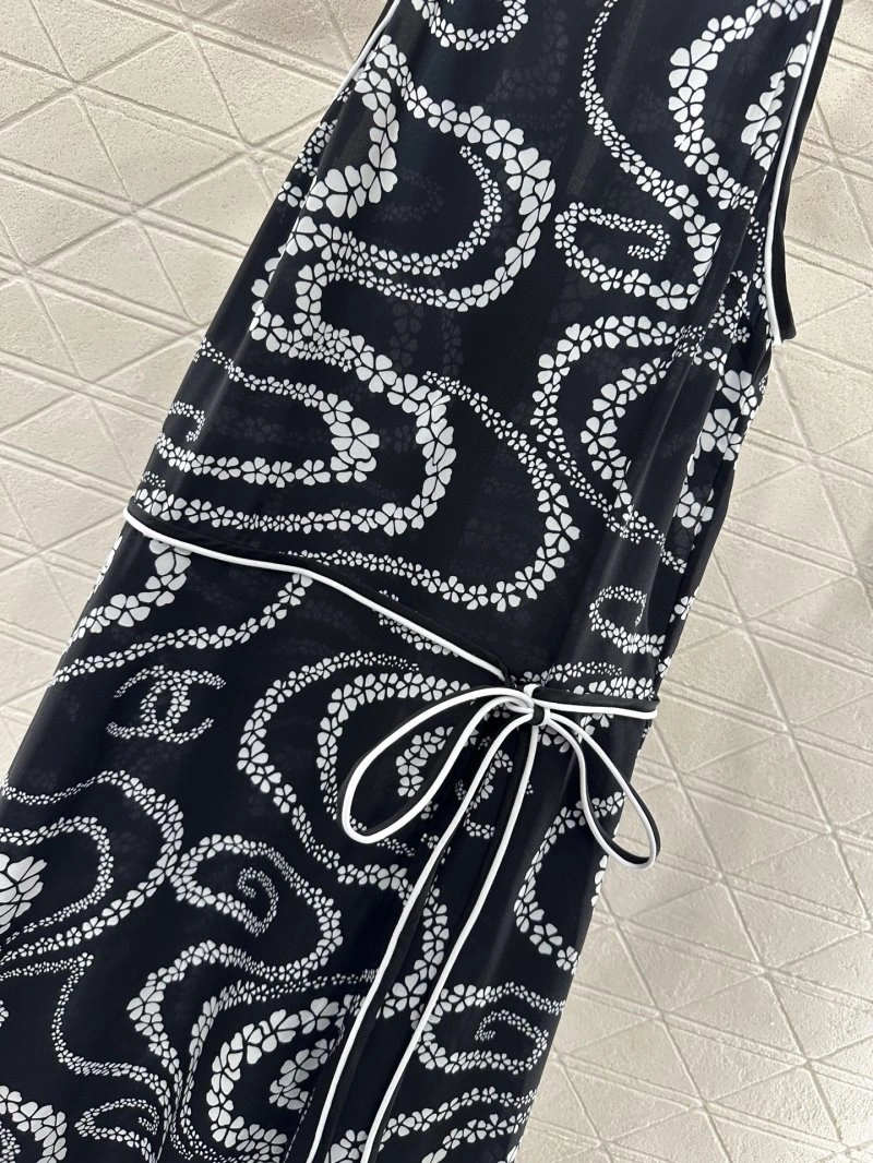 Sleek Chanel Dress 109509