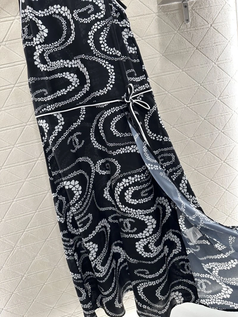 Sleek Chanel Dress 109509