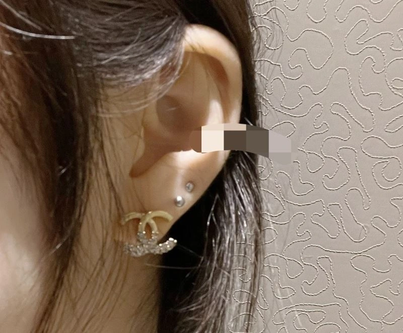 Chanel Earrings WrinkleFree 231351