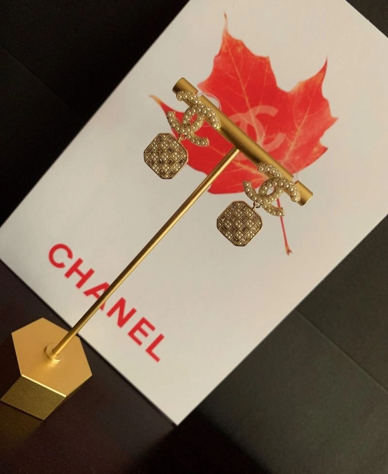 Chanel Earrings Minimalist 231366