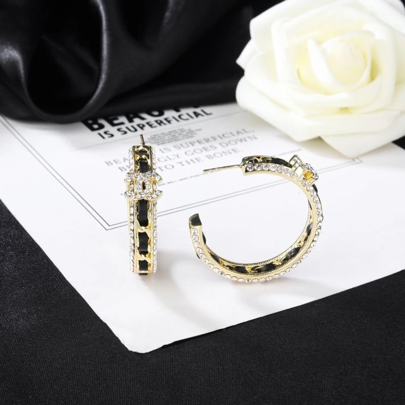 Chanel Earrings Unique 231377