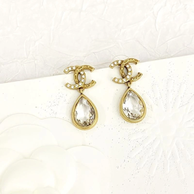 Affordable Chanel Earrings 231382