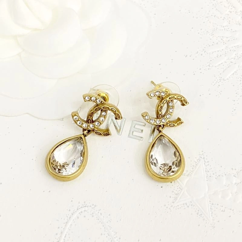 Affordable Chanel Earrings 231382