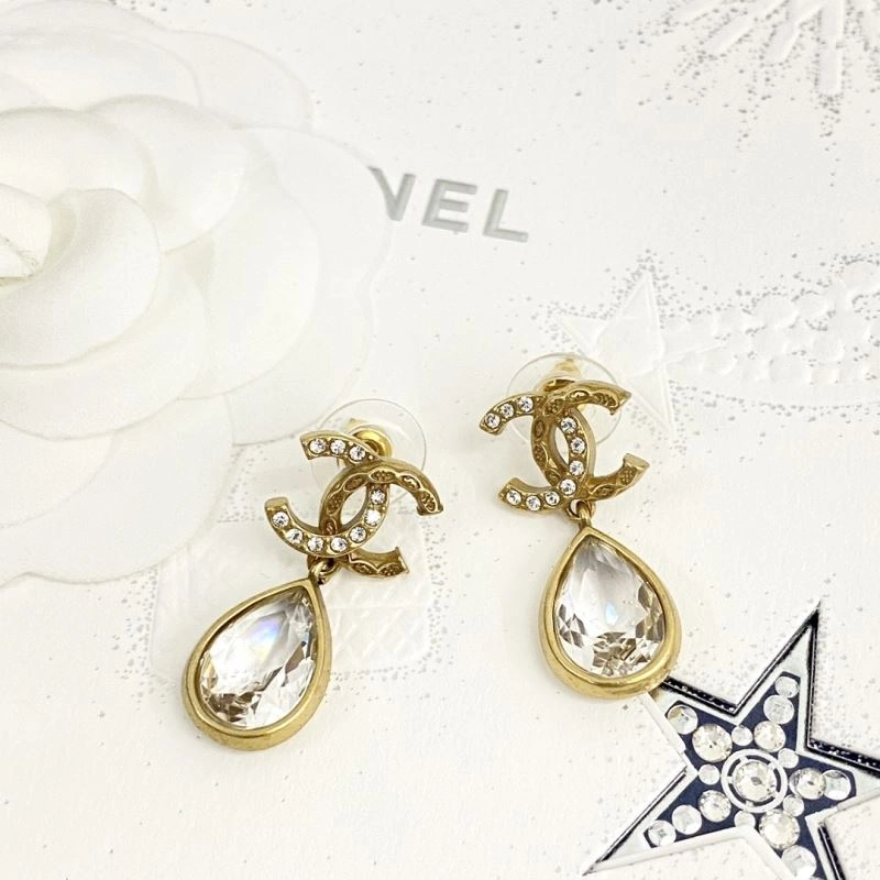 Affordable Chanel Earrings 231382