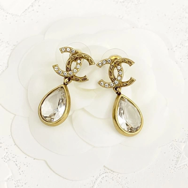 Affordable Chanel Earrings 231382