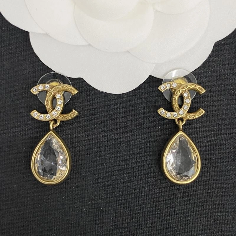 Affordable Chanel Earrings 231382
