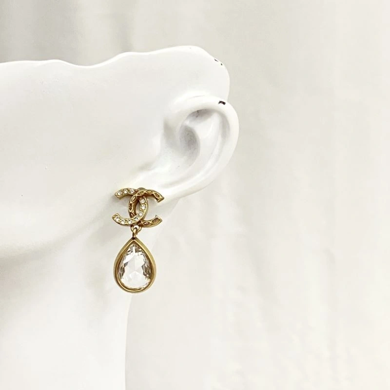 Affordable Chanel Earrings 231382