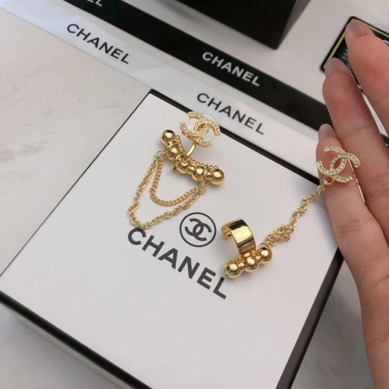 Trendy Chanel Earrings 231361