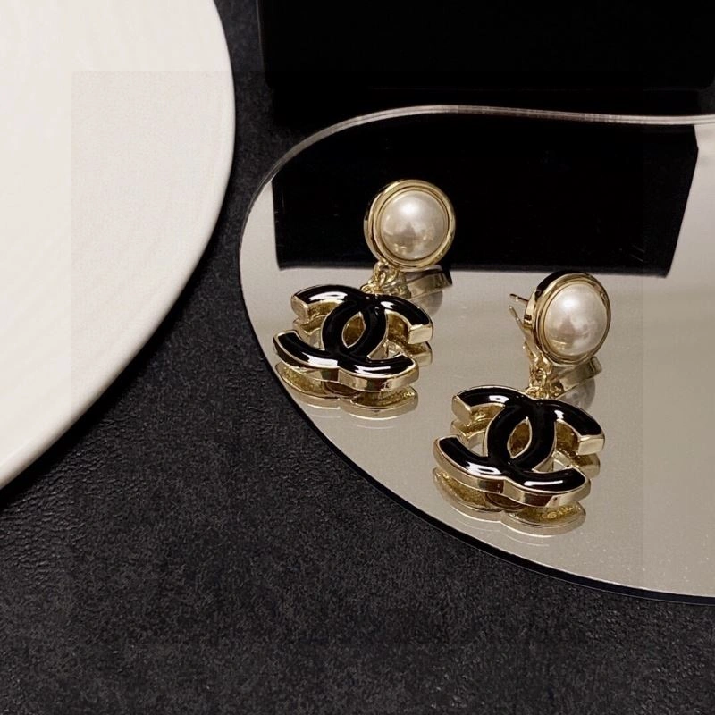 Chanel Earrings Modern 231355