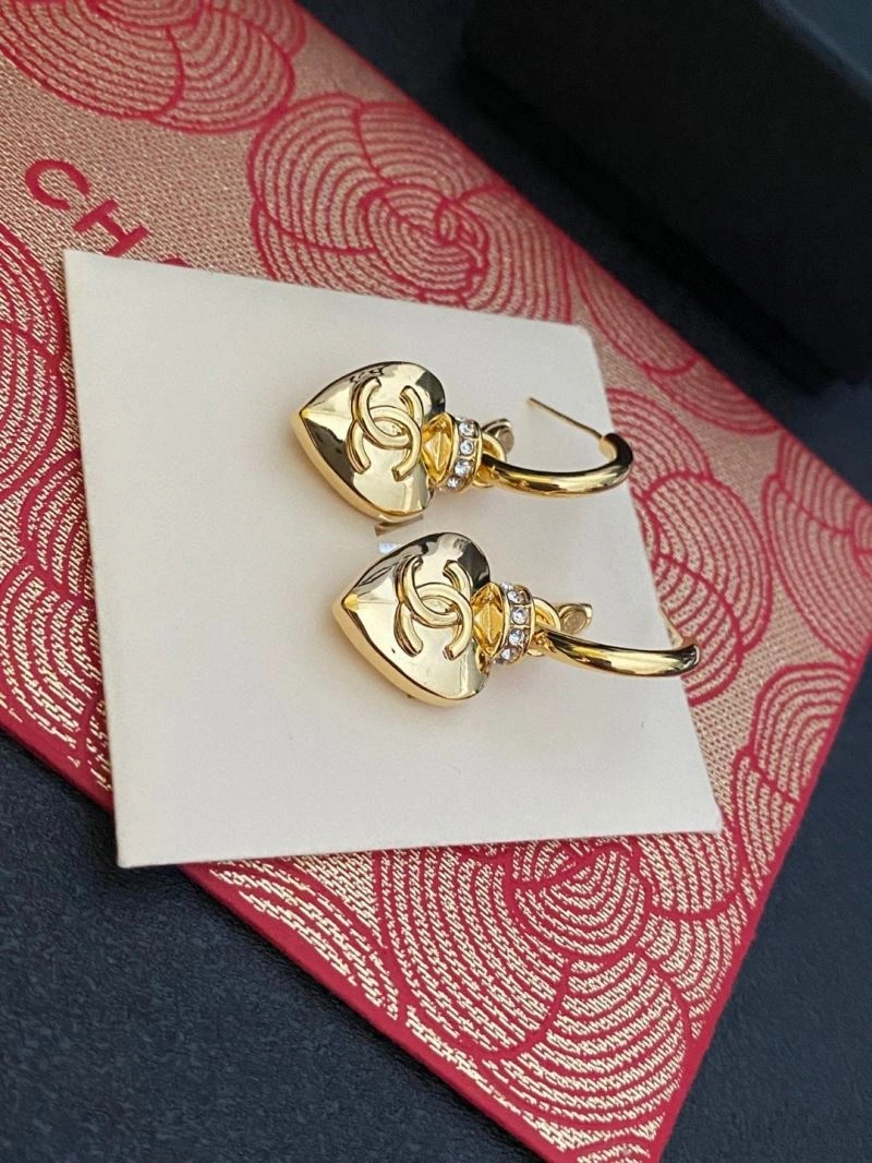 Chanel Earrings SoftTouch 231324