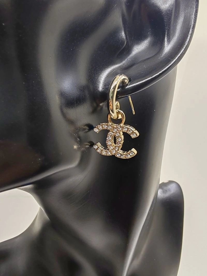 Popular Chanel Earrings 231321