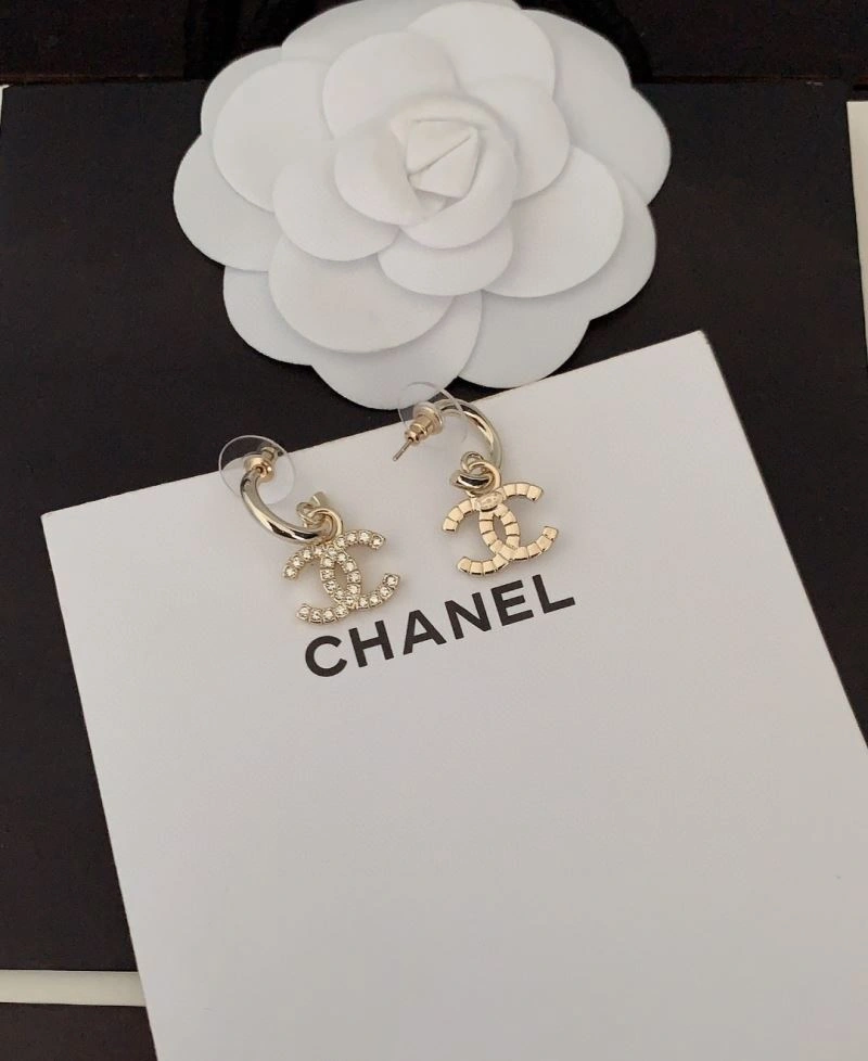 Popular Chanel Earrings 231321