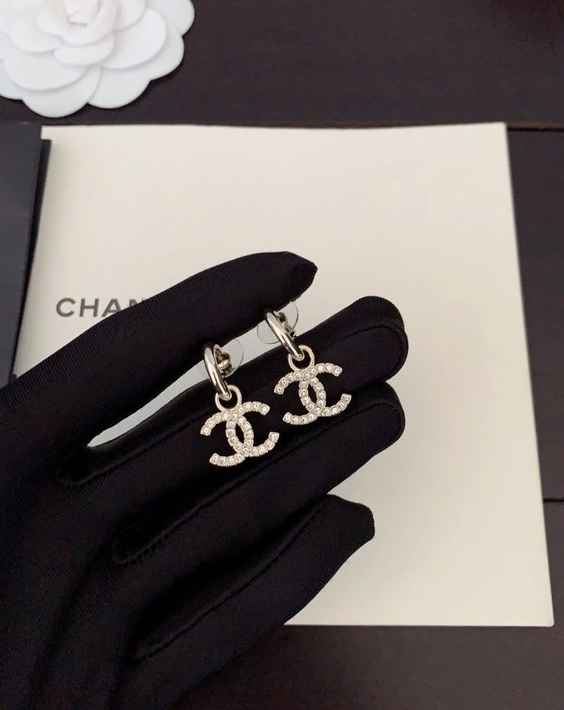 Popular Chanel Earrings 231321