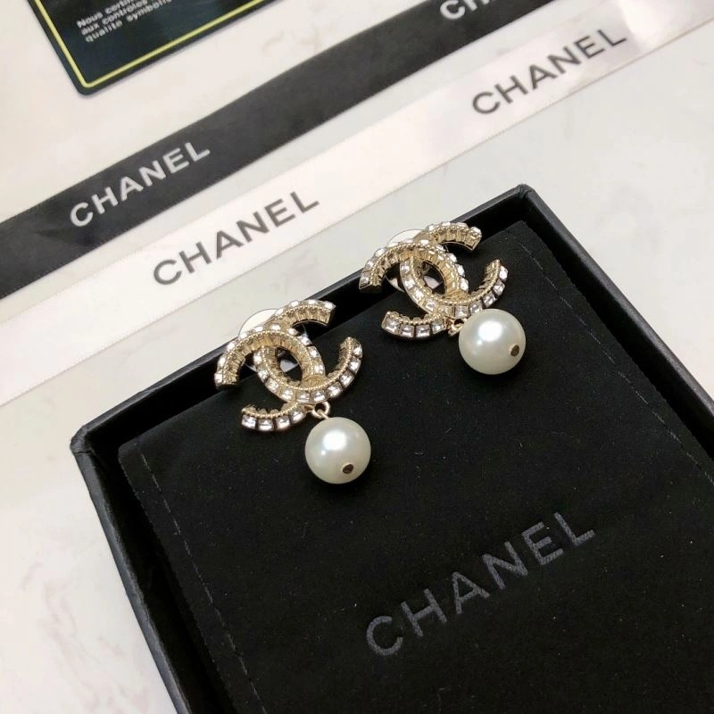 SunProtective Chanel Earrings 231320