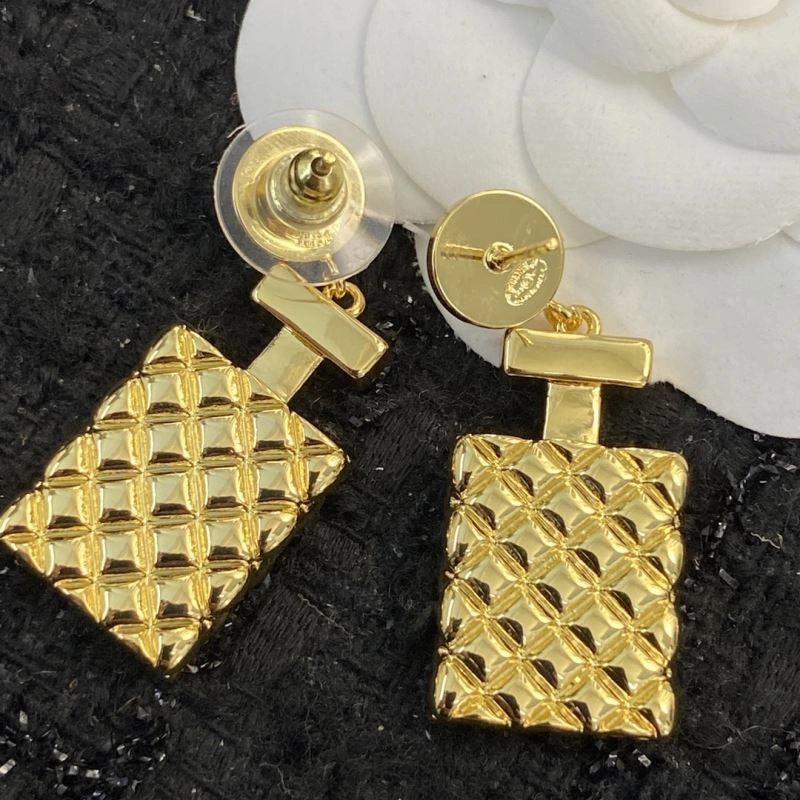 SoftTouch Chanel Earrings 231305