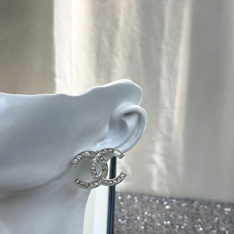 Chanel Earrings HighQuality 231301