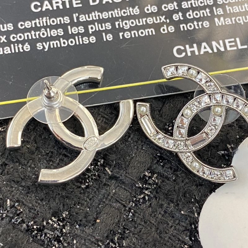 Chanel Earrings HighQuality 231301
