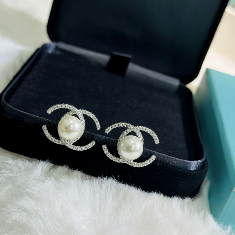Chanel Earrings SmartChoice 231475