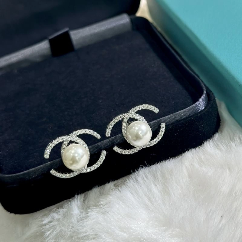 Chanel Earrings SmartChoice 231475