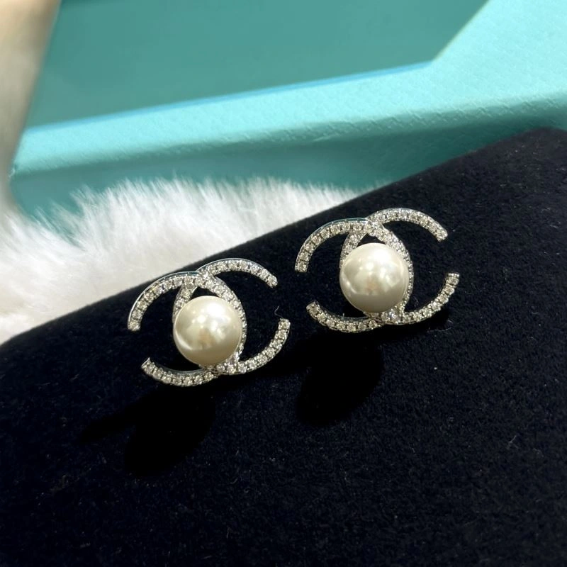 Chanel Earrings SmartChoice 231475