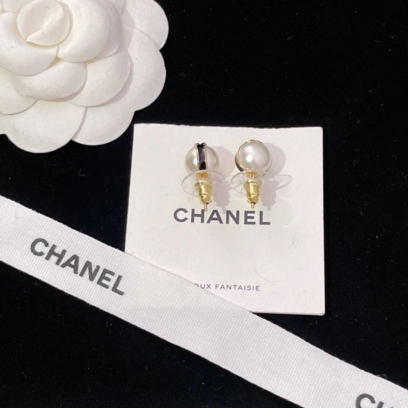 Chanel Earrings WellDesigned 231358