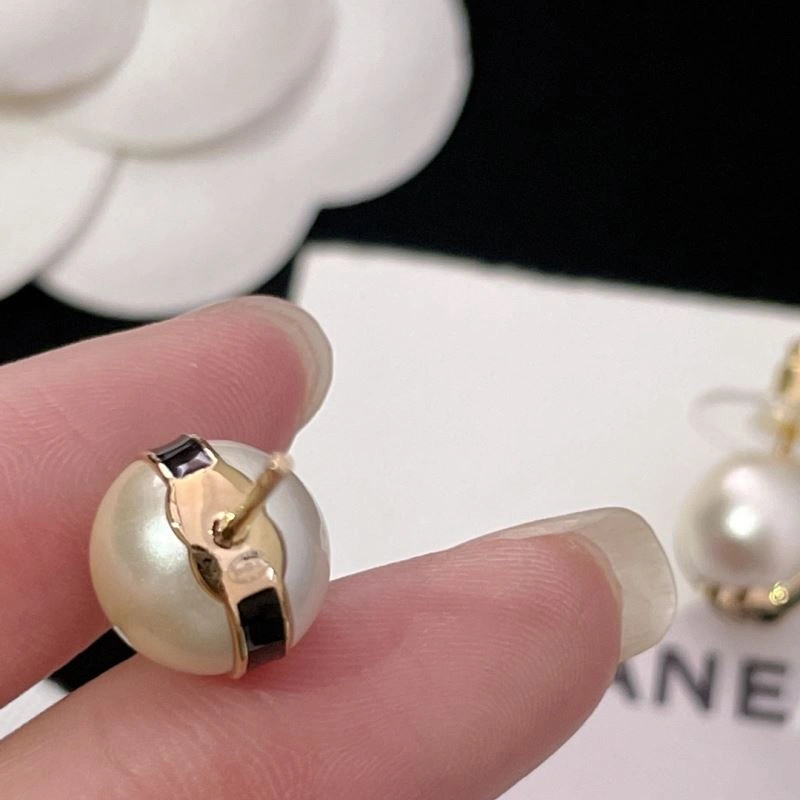 Chanel Earrings WellDesigned 231358