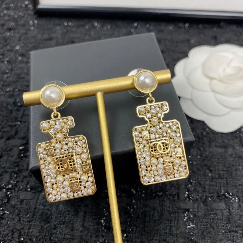 Reliable Chanel Earrings 231325