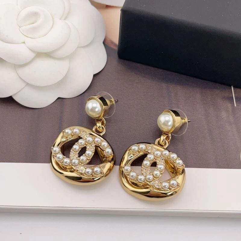 Attractive Chanel Earrings 231350