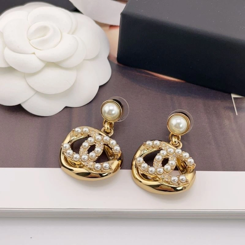 Attractive Chanel Earrings 231350