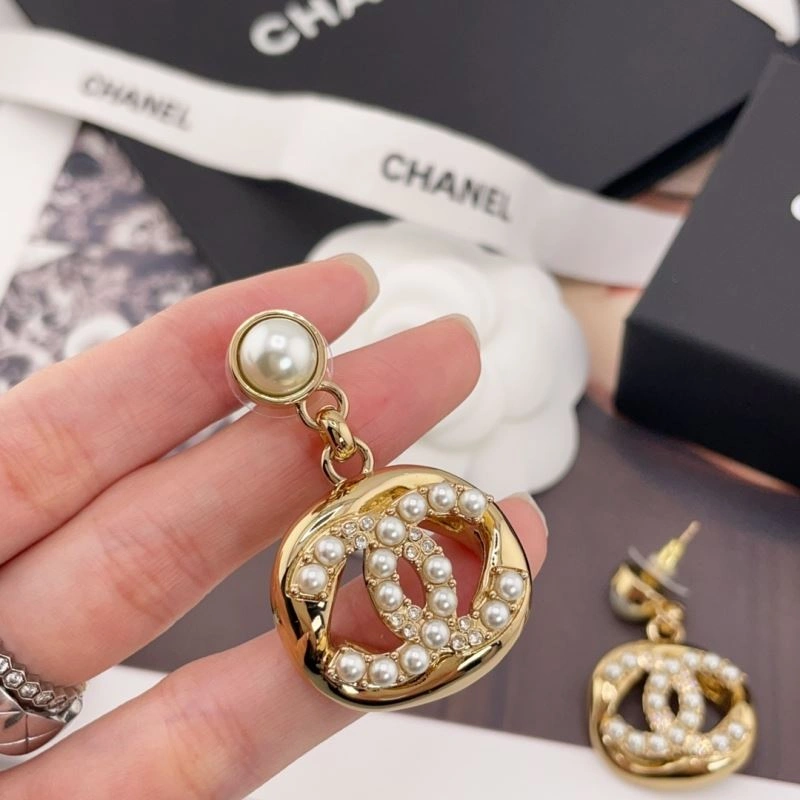 Attractive Chanel Earrings 231350