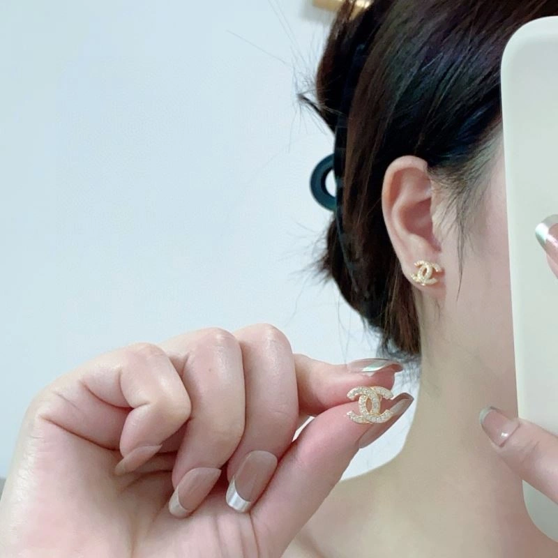 Chanel Earrings Elegant 231370