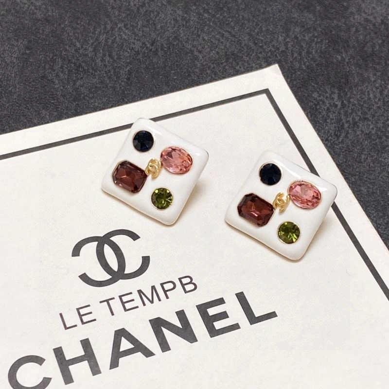 Chanel Earrings Efficient 231257