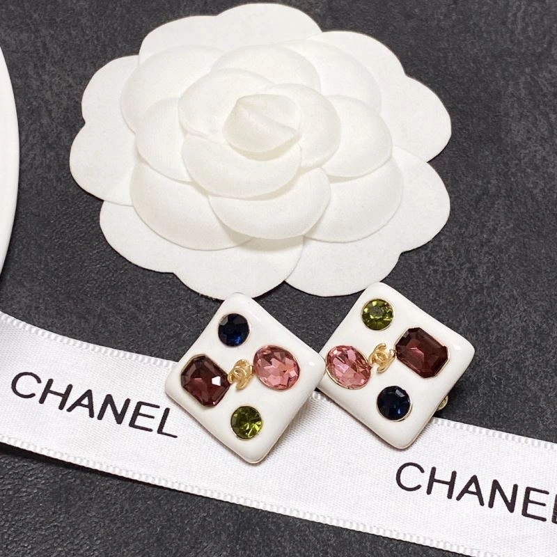 Chanel Earrings Efficient 231257