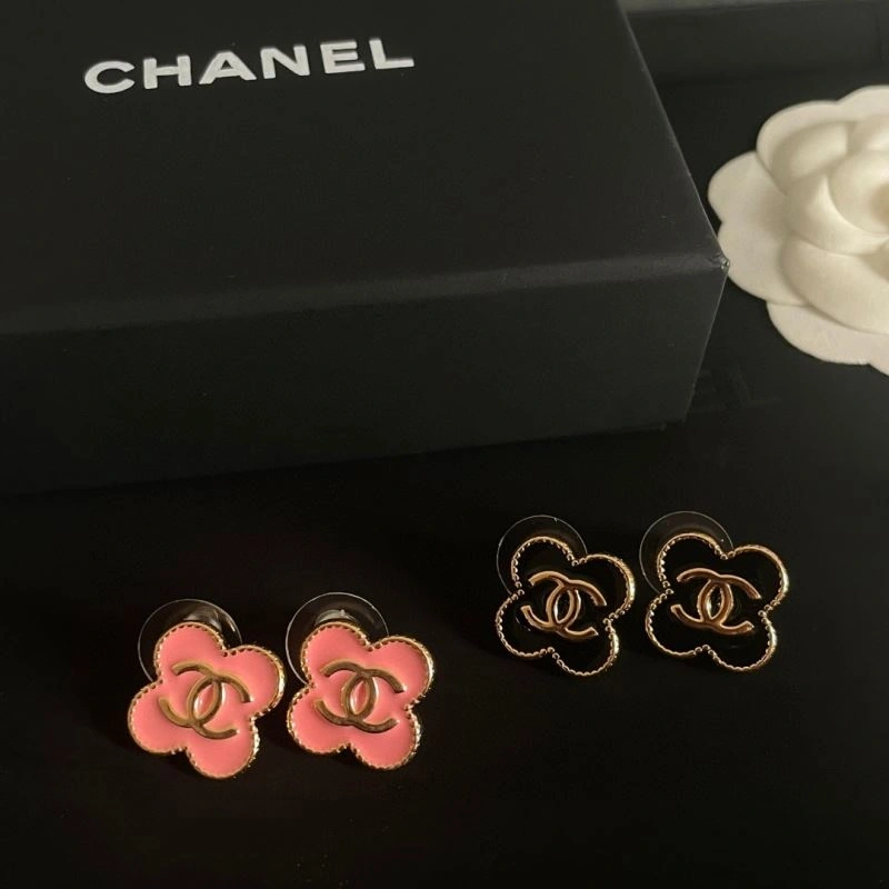 Chanel Earrings Sophisticated 231282