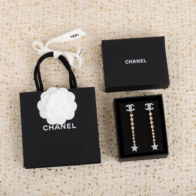 Versatile Chanel Earrings 231293