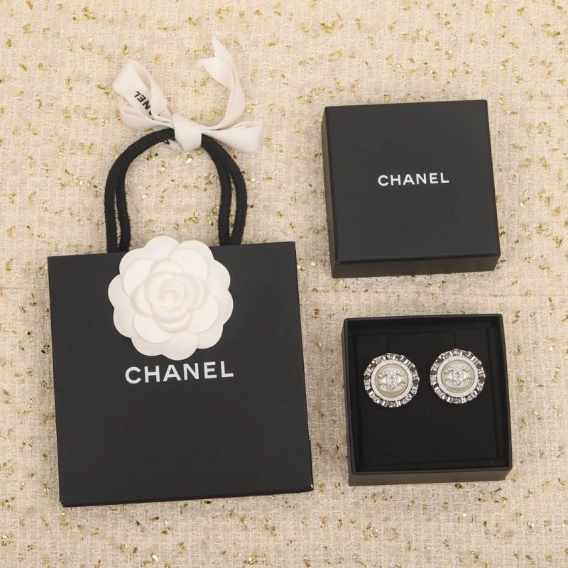 Chanel Earrings Stretchable 231277