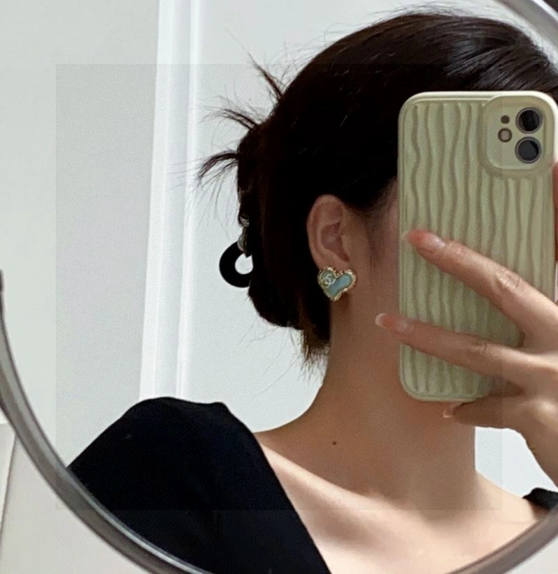 WaterResistant Chanel Earrings 231246