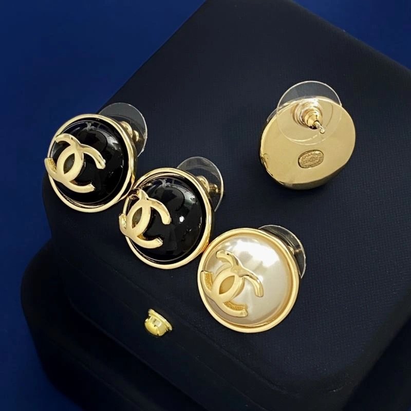 Chanel Earrings Vibrant 231269