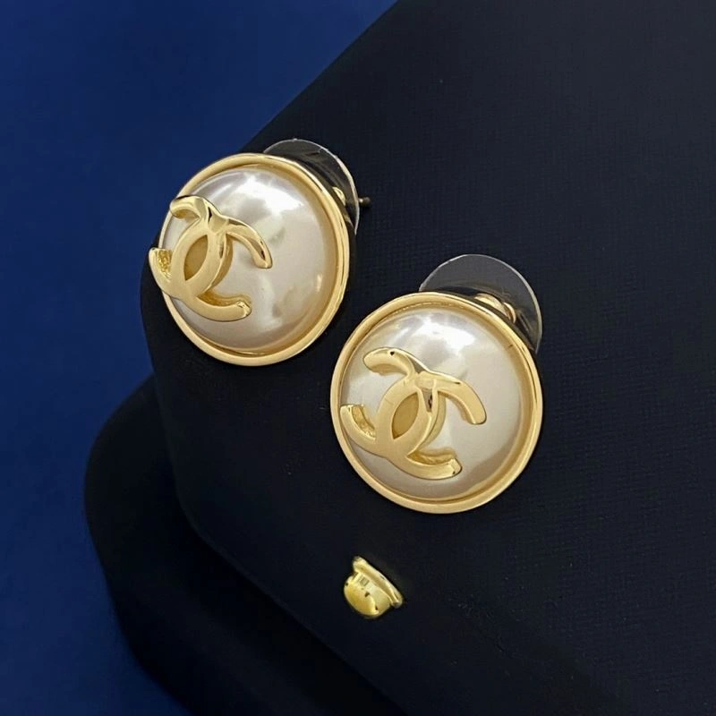 Chanel Earrings Vibrant 231269