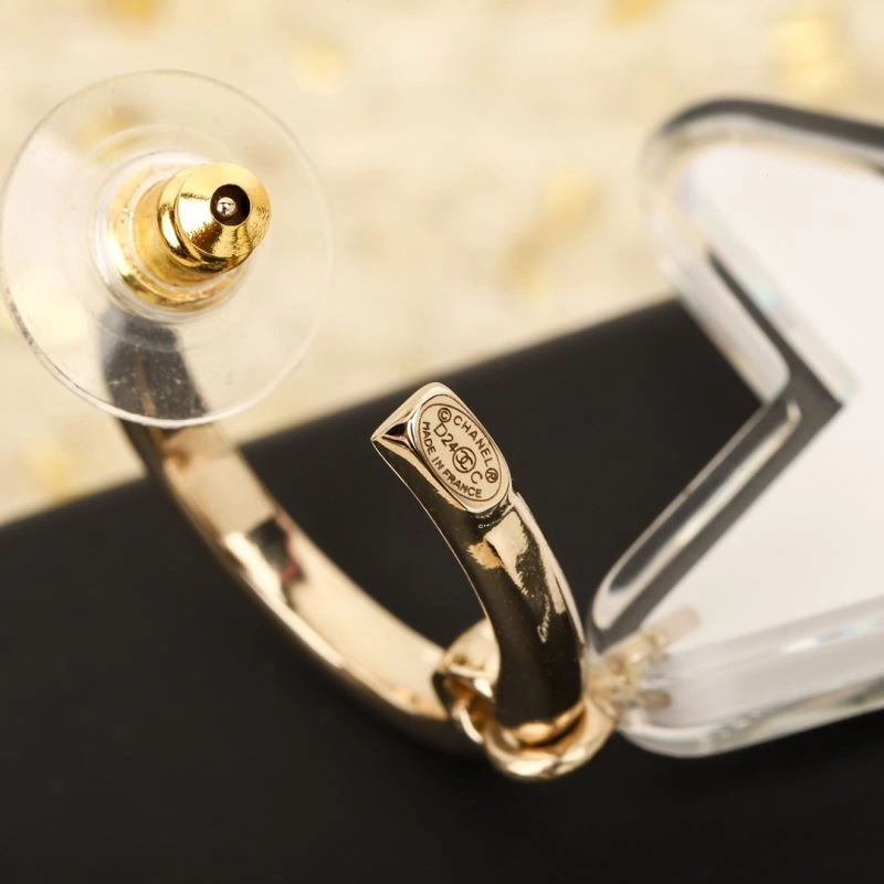 Durable Chanel Earrings 231250