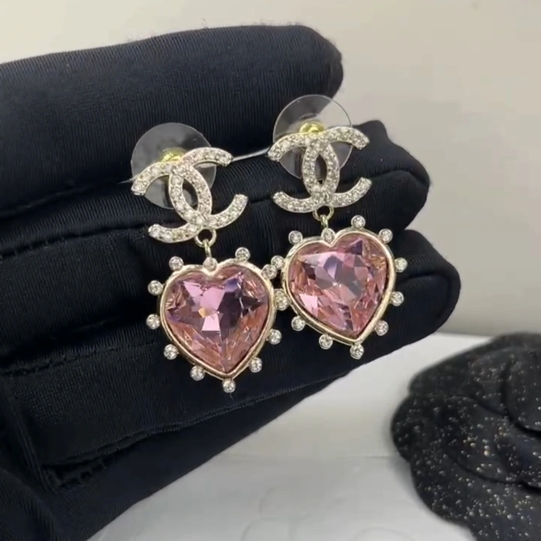 Stretchable Chanel Earrings 231208