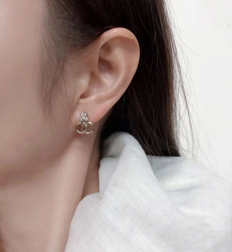 Chanel Earrings Trendsetting 231241