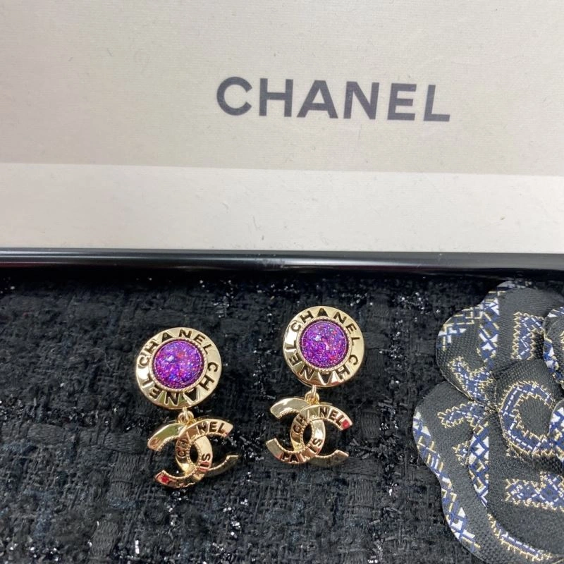 Chanel Earrings Practical 231234