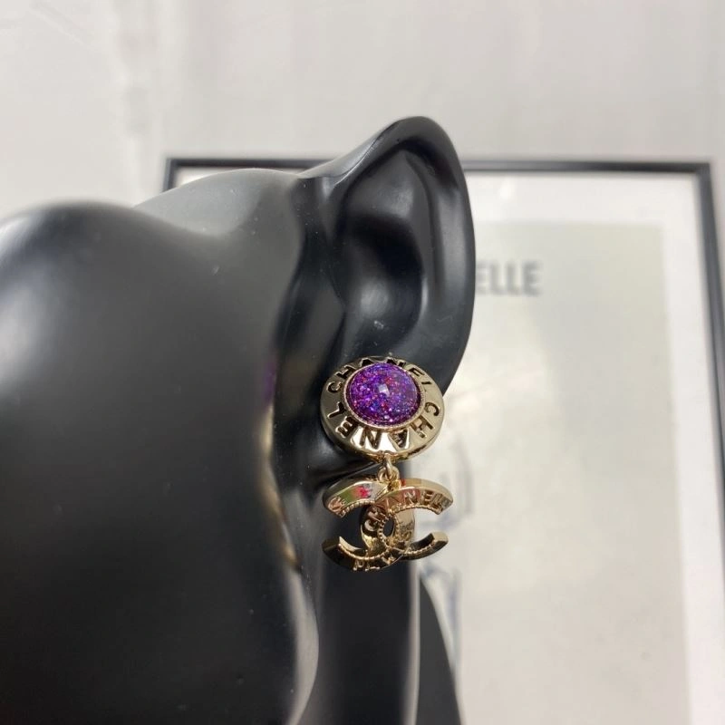 Chanel Earrings Practical 231234