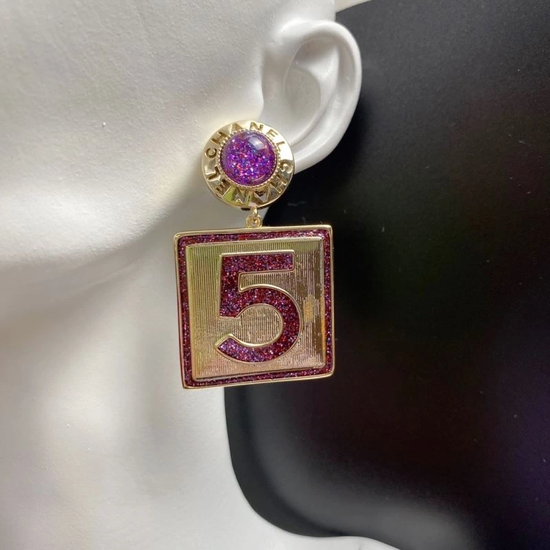 StreetReady Chanel Earrings 231204