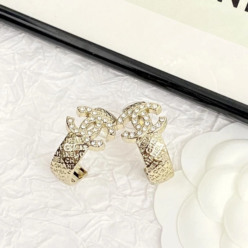 Chanel Earrings Functional 231261