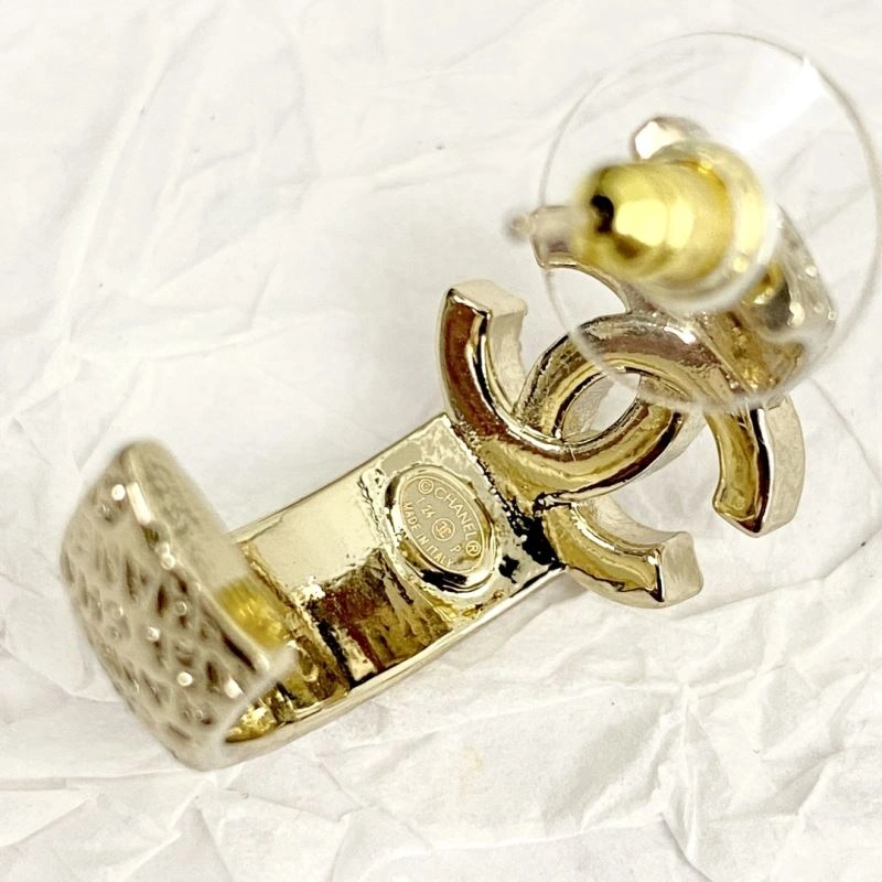 Chanel Earrings Functional 231261