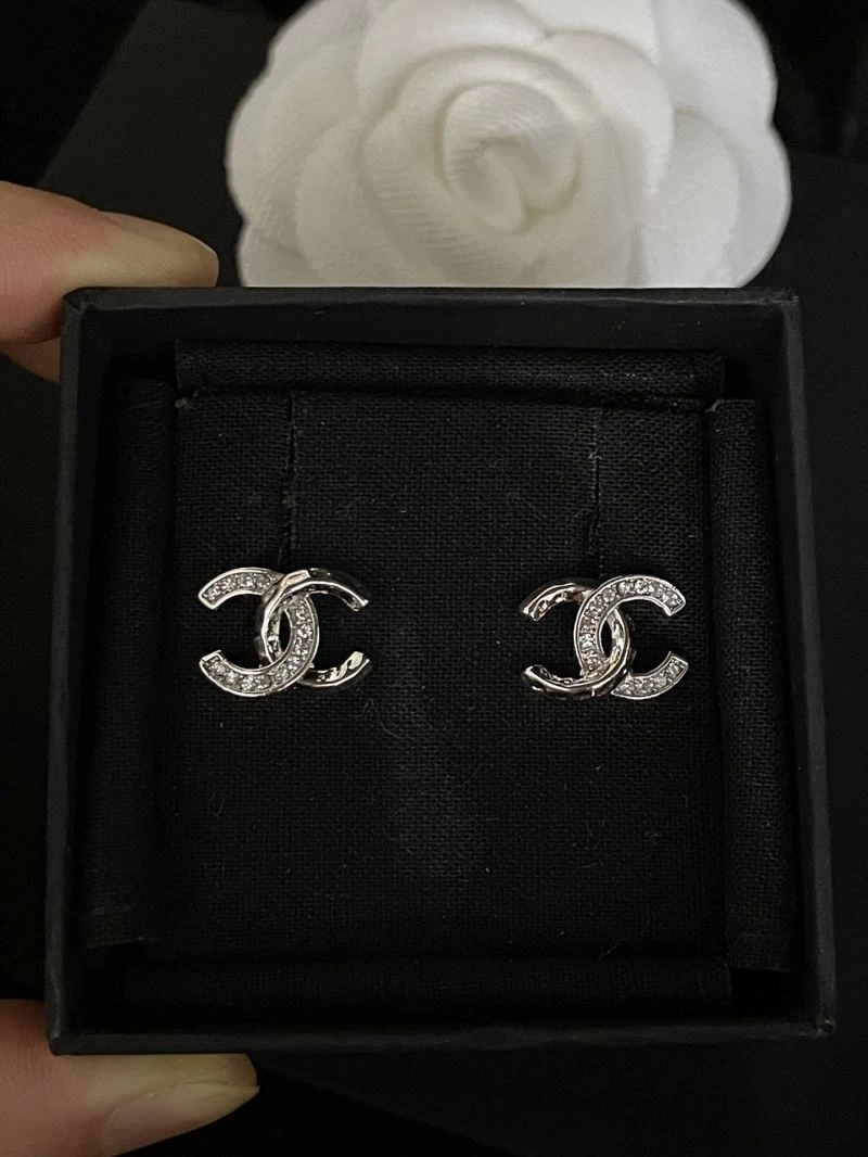 MoistureWicking Chanel Earrings 231199